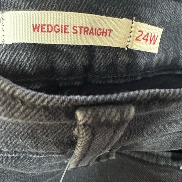 Levi’s plus size distressed high rise wedgie straight 24W NWT button fly Black - Picture 7 of 7